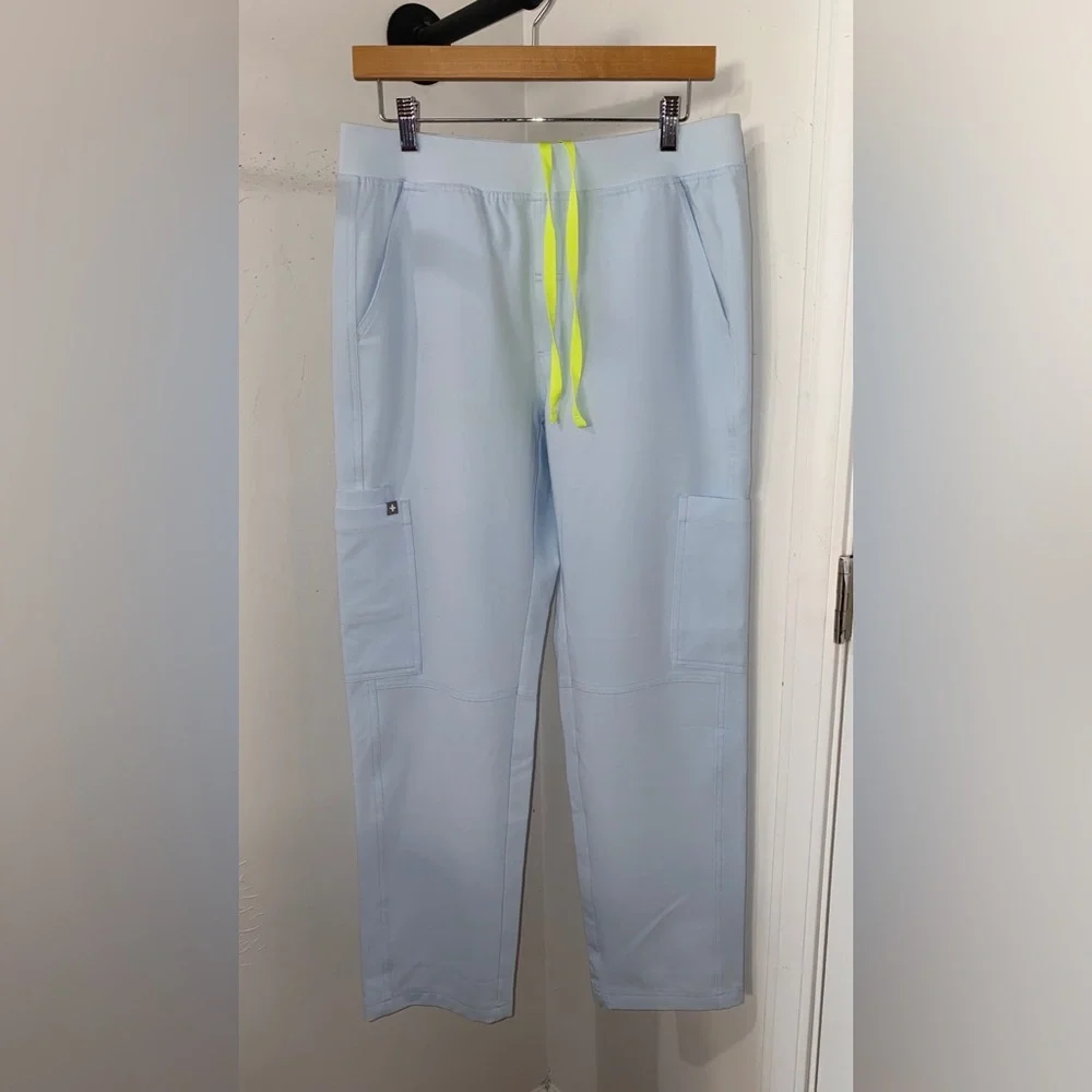 Figs Axim Cargo Pants Men’s Size Medium Light Blue / Open Skies